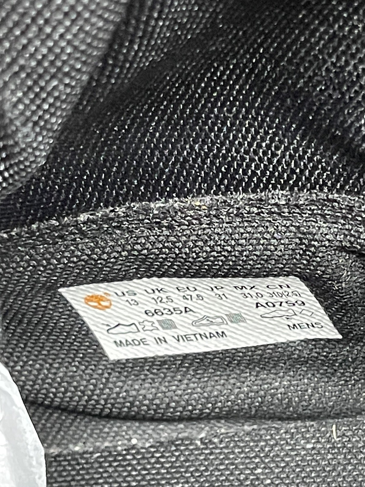 Timberland Classic 6 inch Waterproof Men’s Boots Size 13 Black Nubuck 8635L