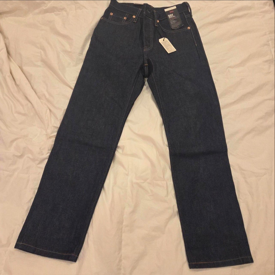 Levi’s 501 Women’s Premium Selvedge Jeans, 25×28, Dark Wash, Button Fly, NWT