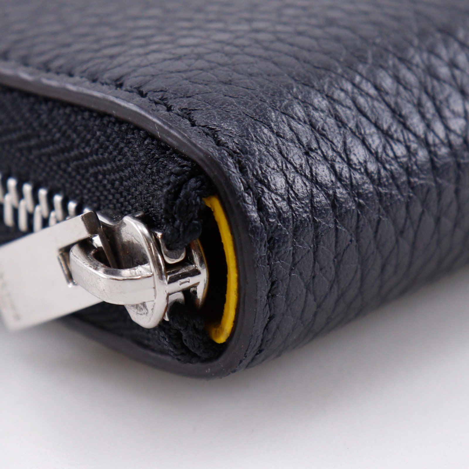 CELINE Medium Zip Around Bi-Fold Wallet 104393AFE.38NO black/yellow Calfsk…