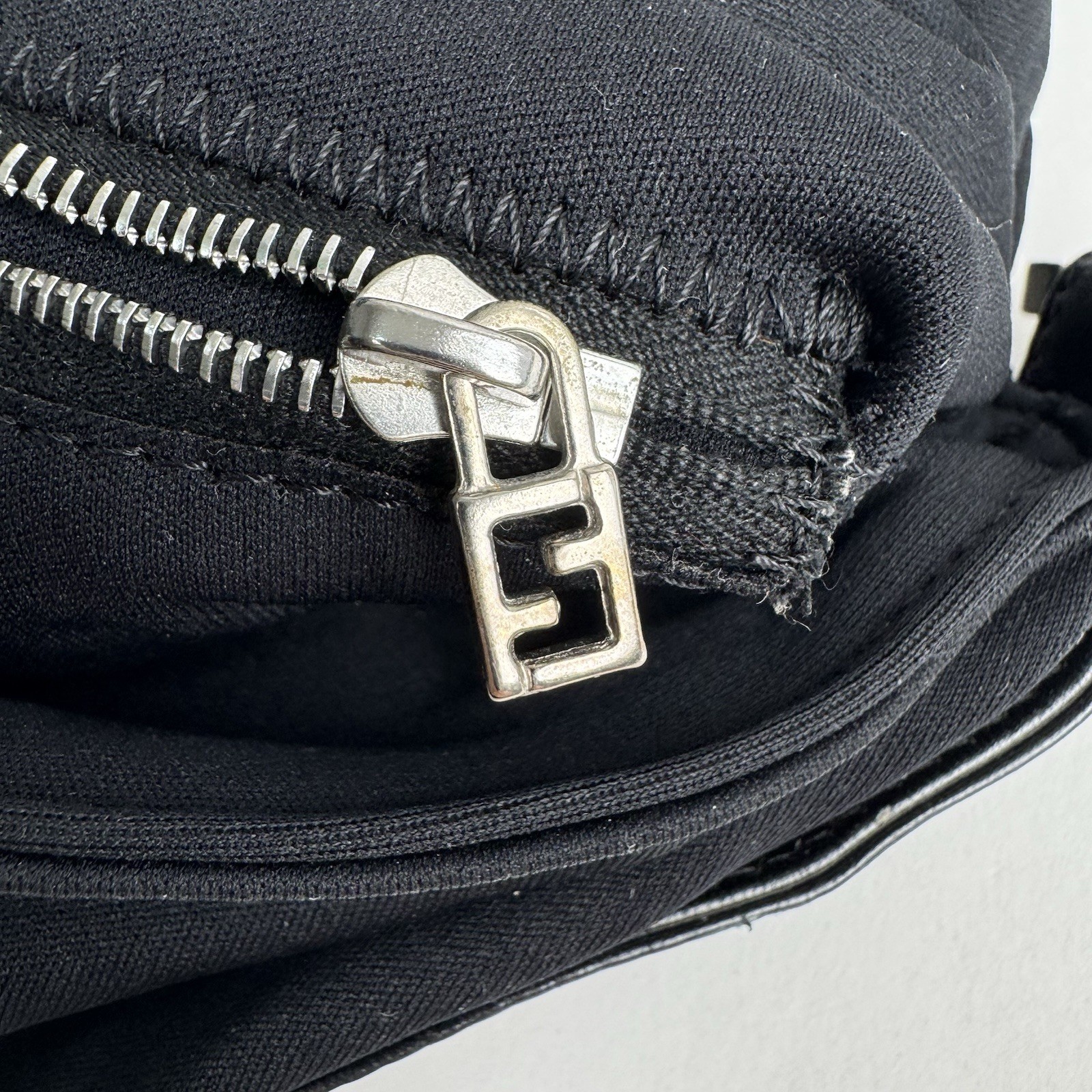 Auth Fendi Cotton Jersey Mamma Baguette FF Logo One Shoulder Bag Black Y2K