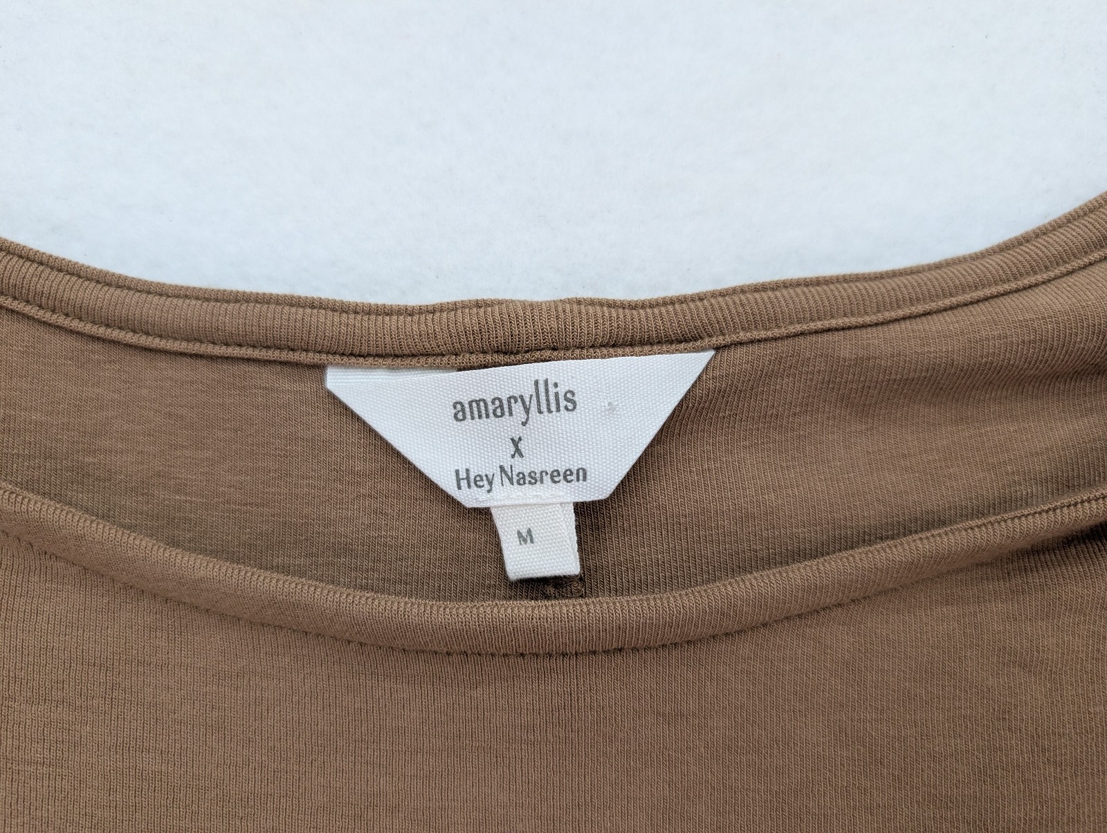 Amaryllis x Hey Nasreen Women’s Top Size M Brown Dolman Sleeve