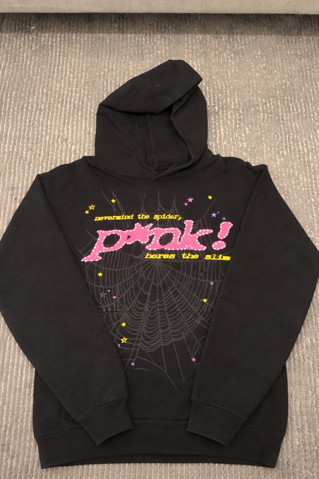 P*nk ‘Nevermind the Spider’ Web Graphic Hoodie – Black –Men’s Medium – Authentic
