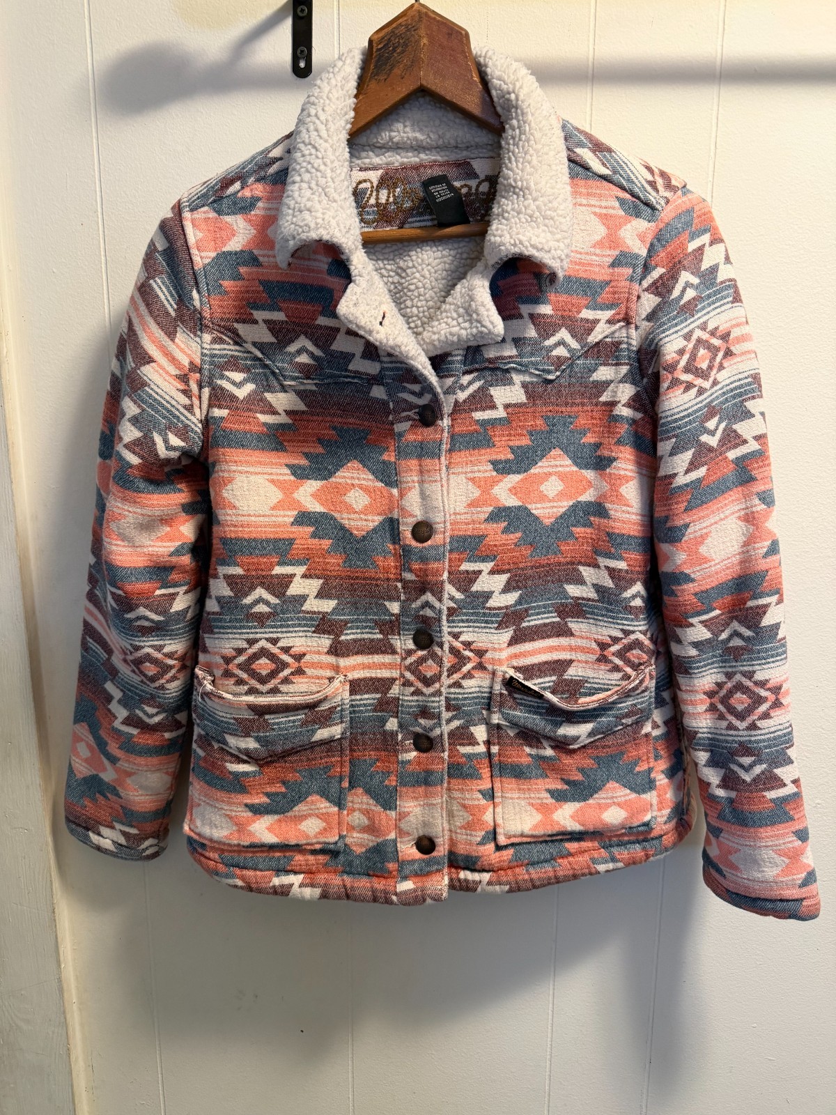 Wrangler Women’s Retro Pemium Sharpa Ling Jacket Southwestern print Size small
