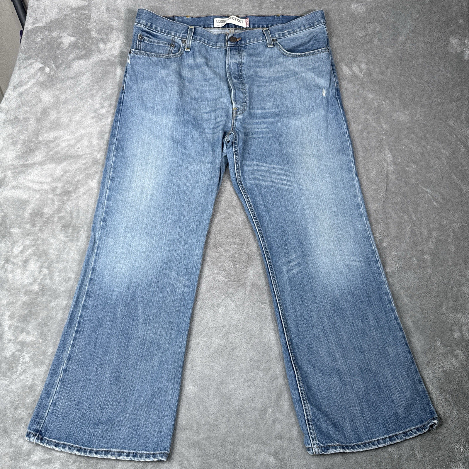 Vintage Levi’s 567 Loose Boot Cut Jeans 38×30 Blue Denim Button Fly Baggy 90s