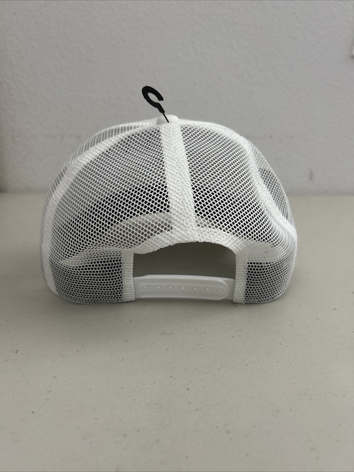 NIKE RISE CAP SNAPBACK TRUCKER HAT WHITE BLACK size S/M, M/L FV5543-100