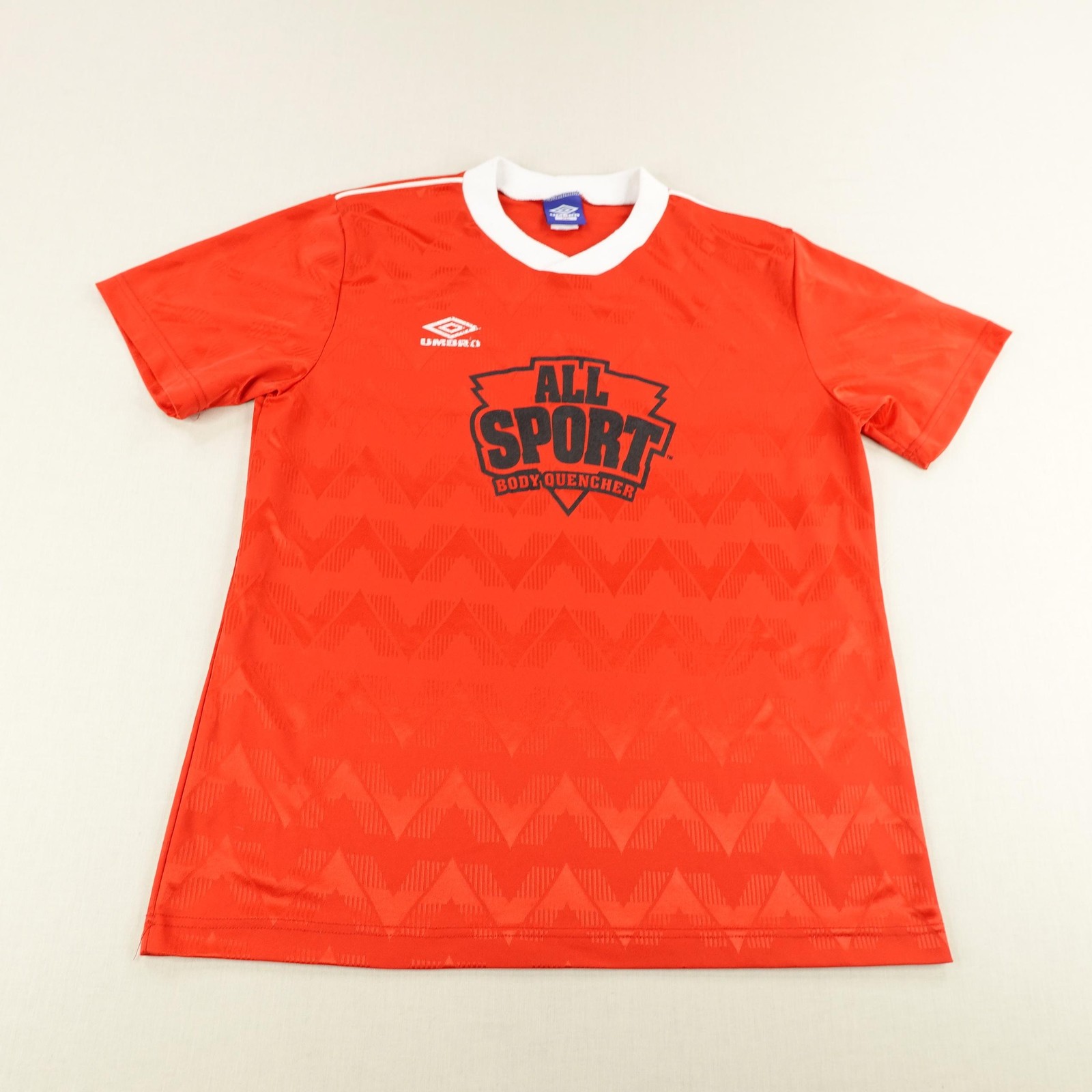 Vintage Umbro Shirt Mens XL Red White Soccer Jersey #21 Shiny Silky USA 90s ^