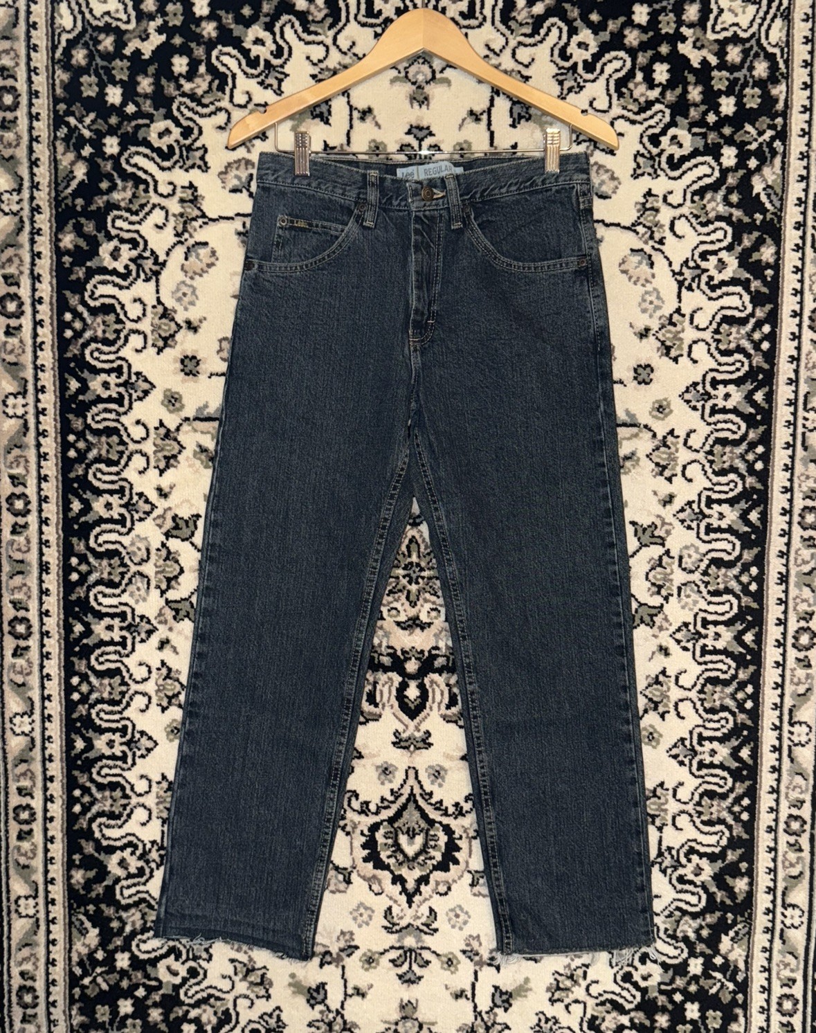 Lee Regular Fit Original Straight Jeans Size Men’s 30×30 (cropped to 30×28)