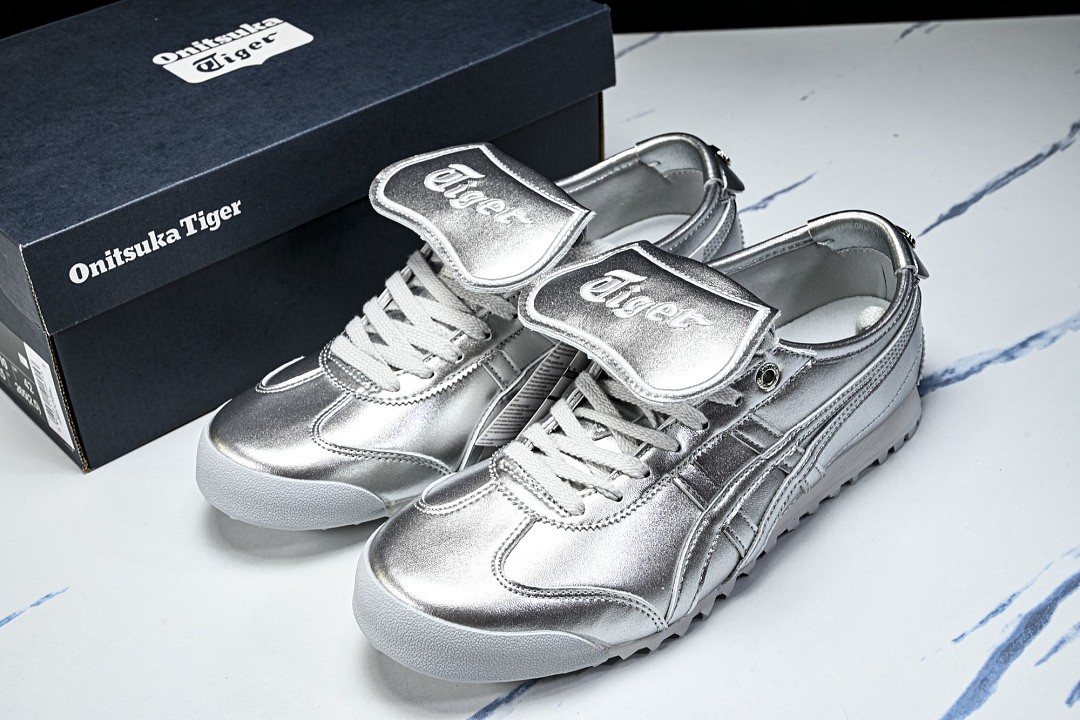 Onits*ka Tiger Mexico 66 Golf Pure Silver 1183C557-020 Unisex Size 4-11