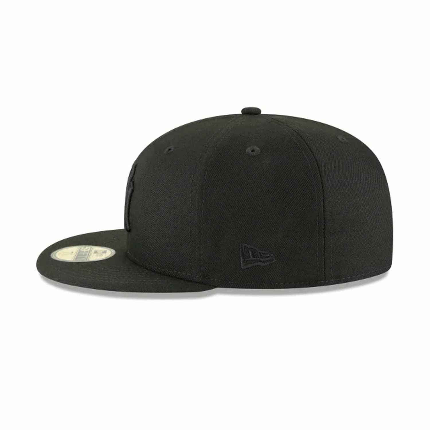 New Era New York Yankees Blackout Basic 59Fifty Fitted Cap Hat Black 11591128