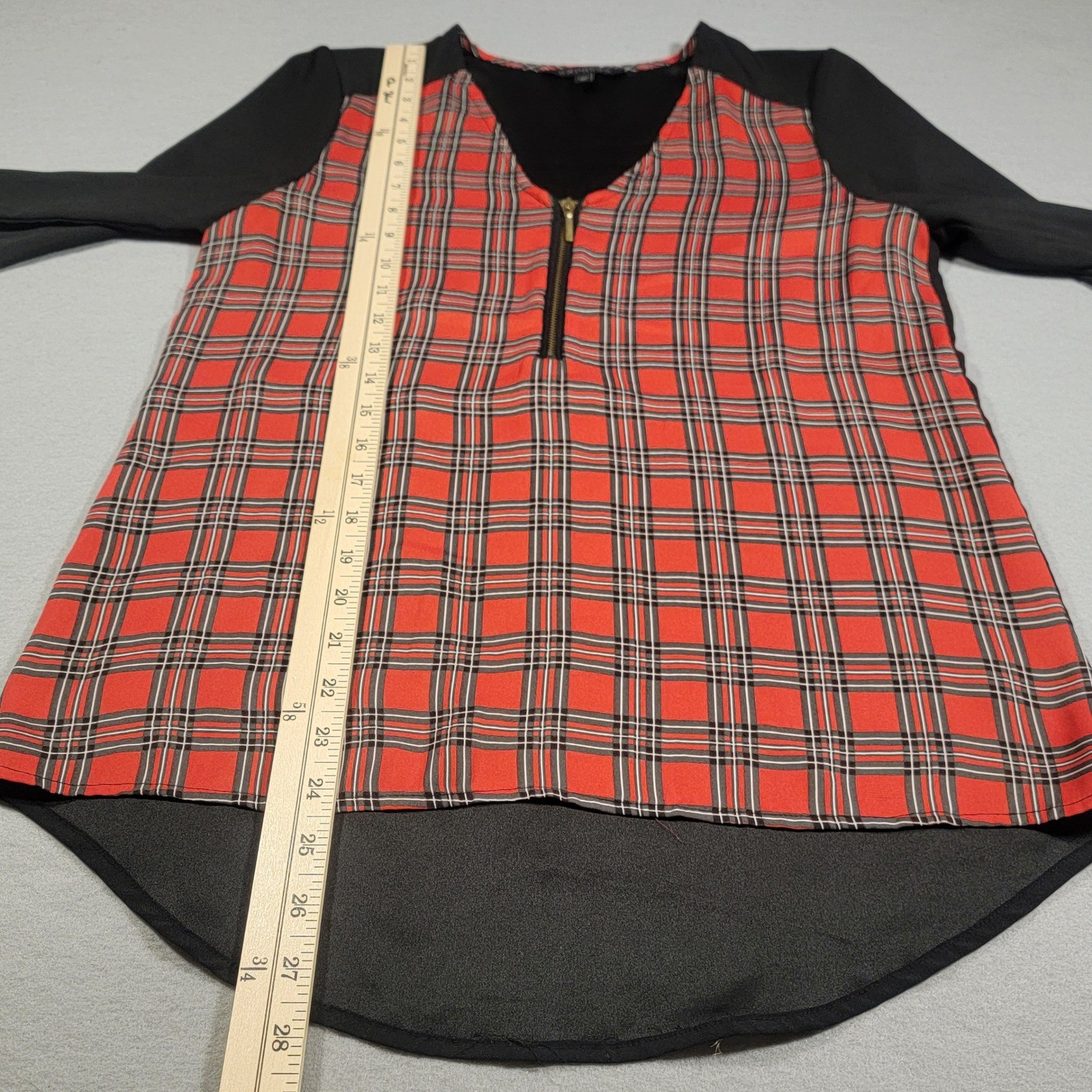 Express Plaid Zip Front Blouse Red Black 3/4 Sleeve High-Low Hem Women’s Small