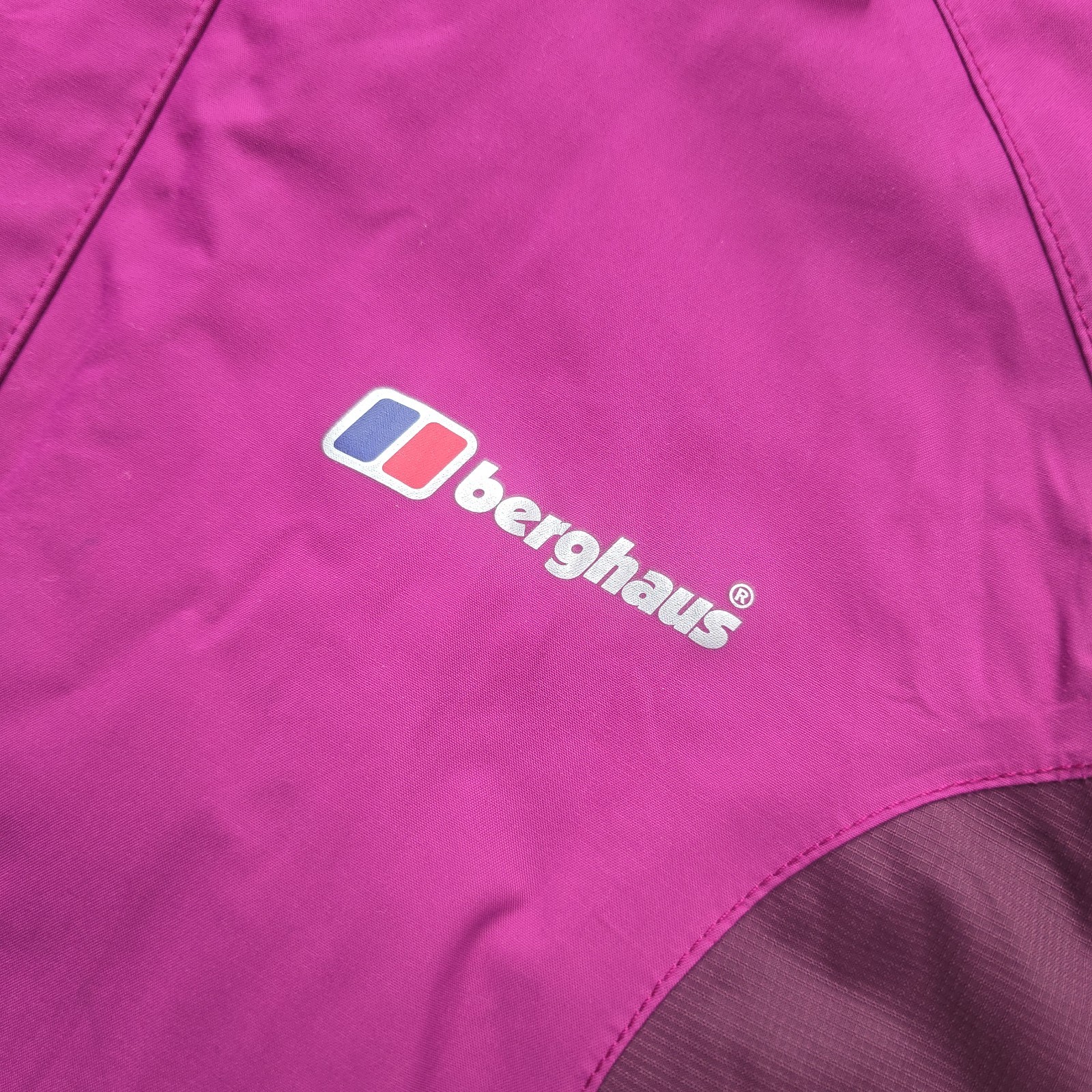 Berghaus AQ2 Waterproof Womens Jacket Lined Size UK 16 Outdoor Walking Hiking