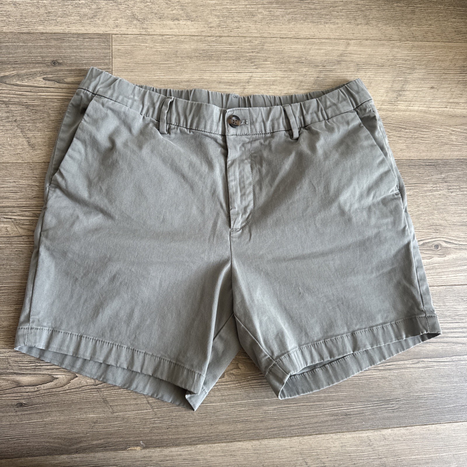 Mens Bear Bottom Shorts 5.5 Inseam Large Pre-owned Excellent Condition Gray