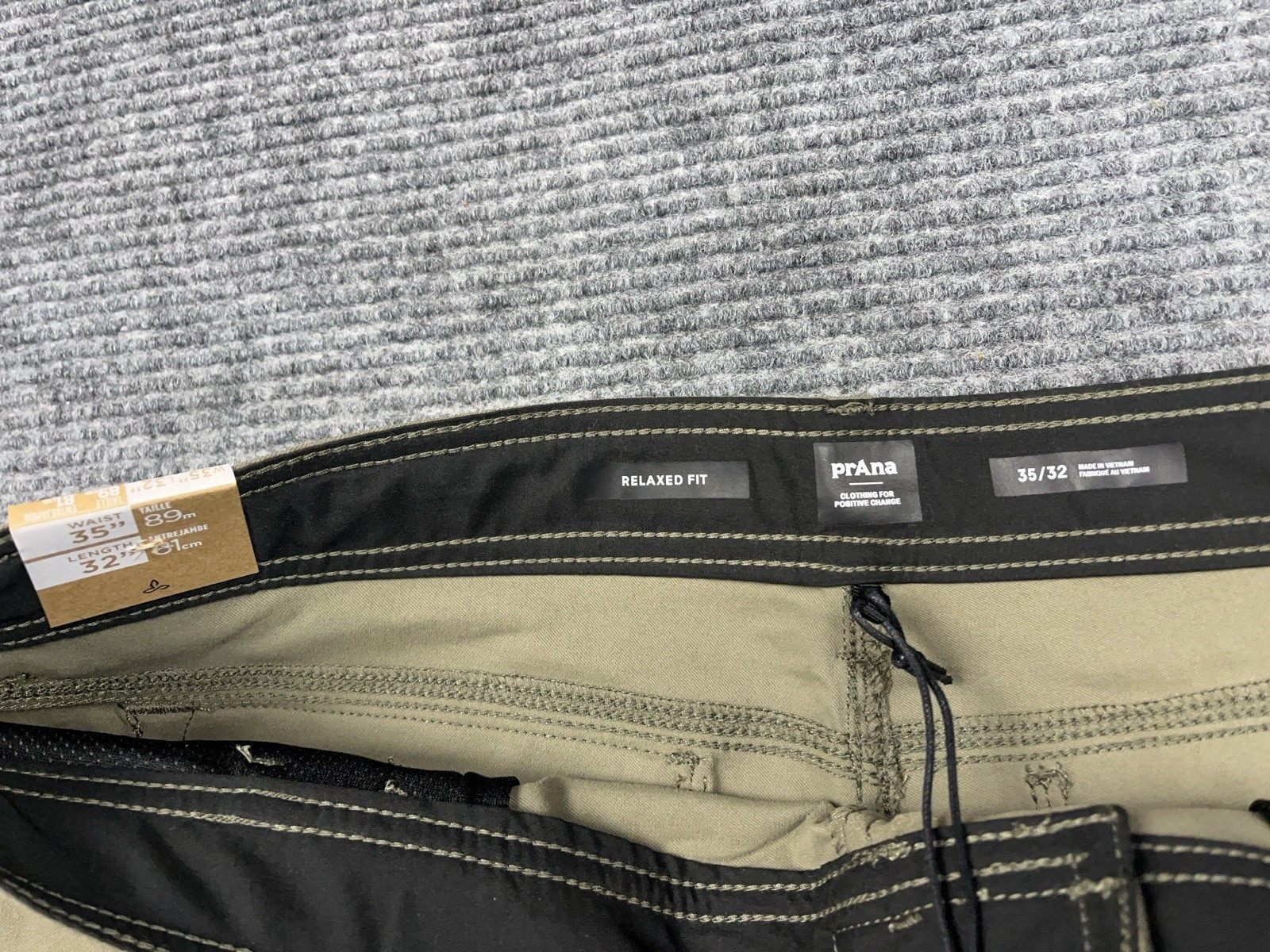 PrAna Stretch Zion Pant Green Men’s 35×32 Straight Fit Cargo Roll UP Olive NWT