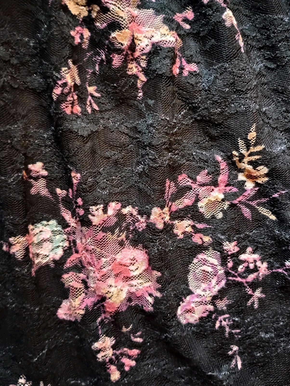 Time and Tru Peasant Black floral lace women’s size S smocked yoke top EUC