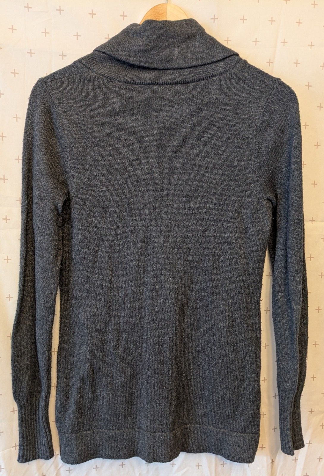 Eddie Bauer gray long sleeve button up cardigan pockets comfy cozy Women’s small