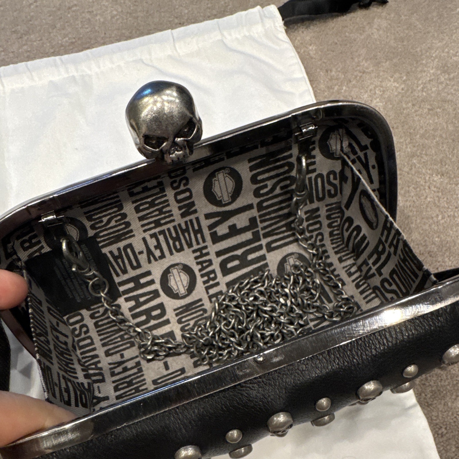 Harley-Davidson Black Studded Skull Clutch Clasp Closure Chain Strap w/ Dust Bag