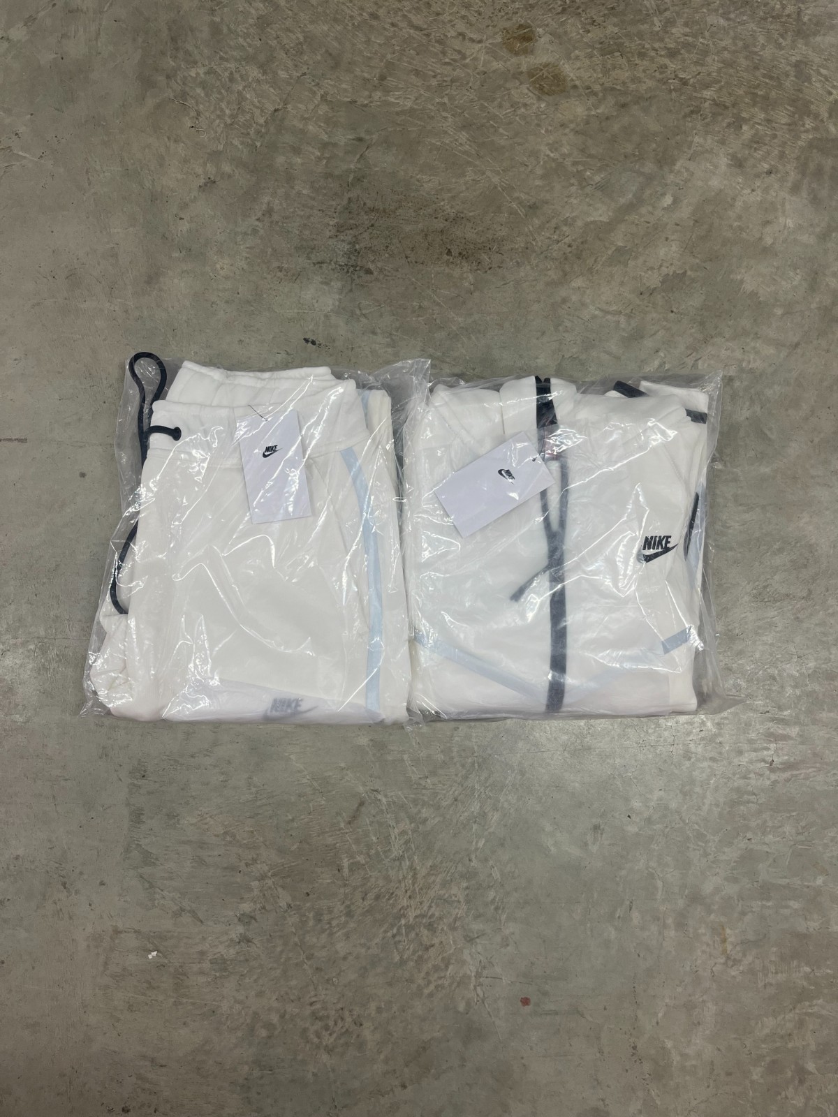 Size Small – Nike Tech White Reflective Full-Zip Hoodie & Joggers FREE SHIPPING