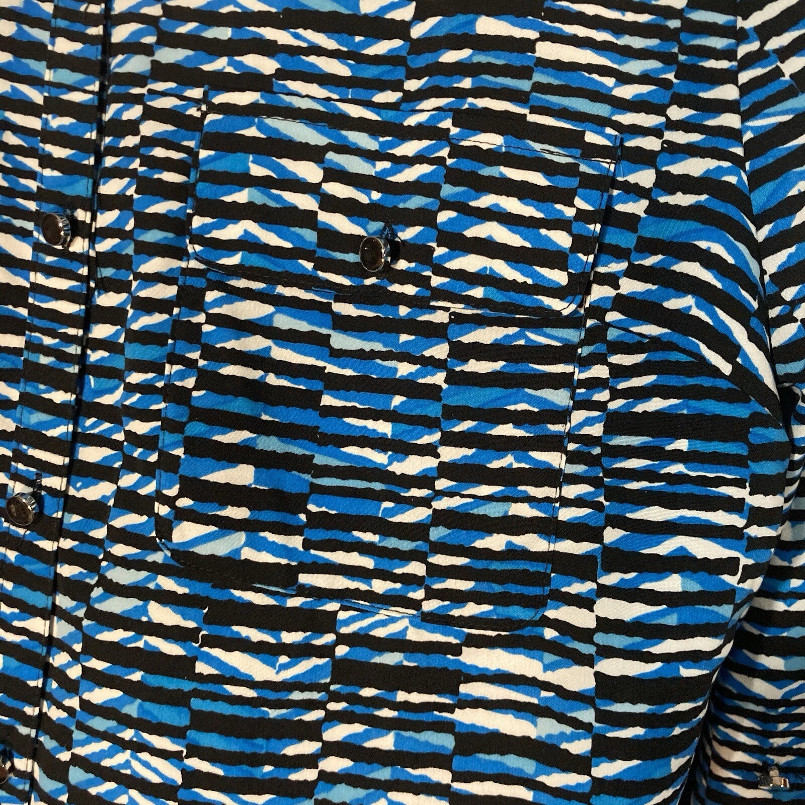 NOTATIONS white black blue button up roll tab sleeve top L