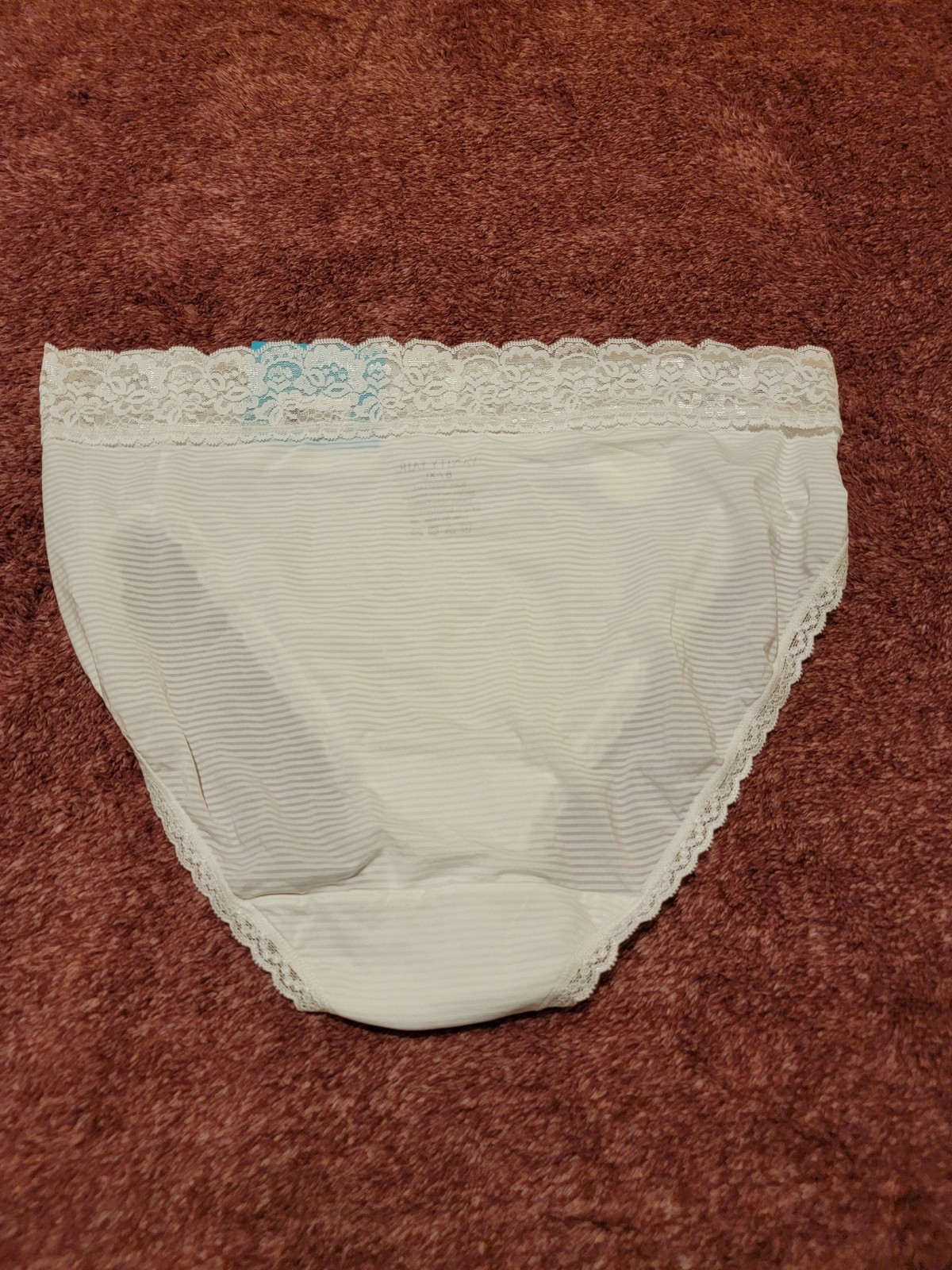 Women’s Vanity Fair High Flattering Lace High-Cut Panties Size 8 NWT