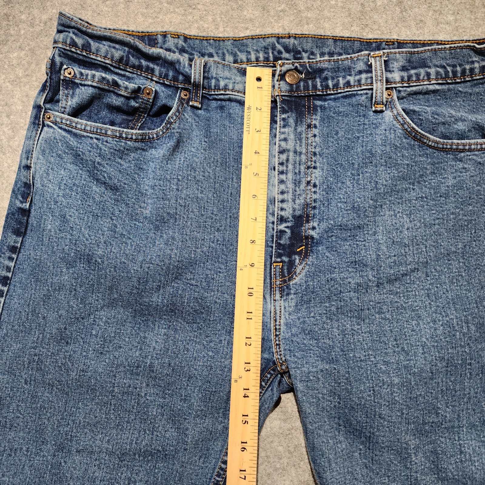 Levi’s Regular Fit Straight Leg Blue Medium Wash Stretch Denim Jeans Mid Rise