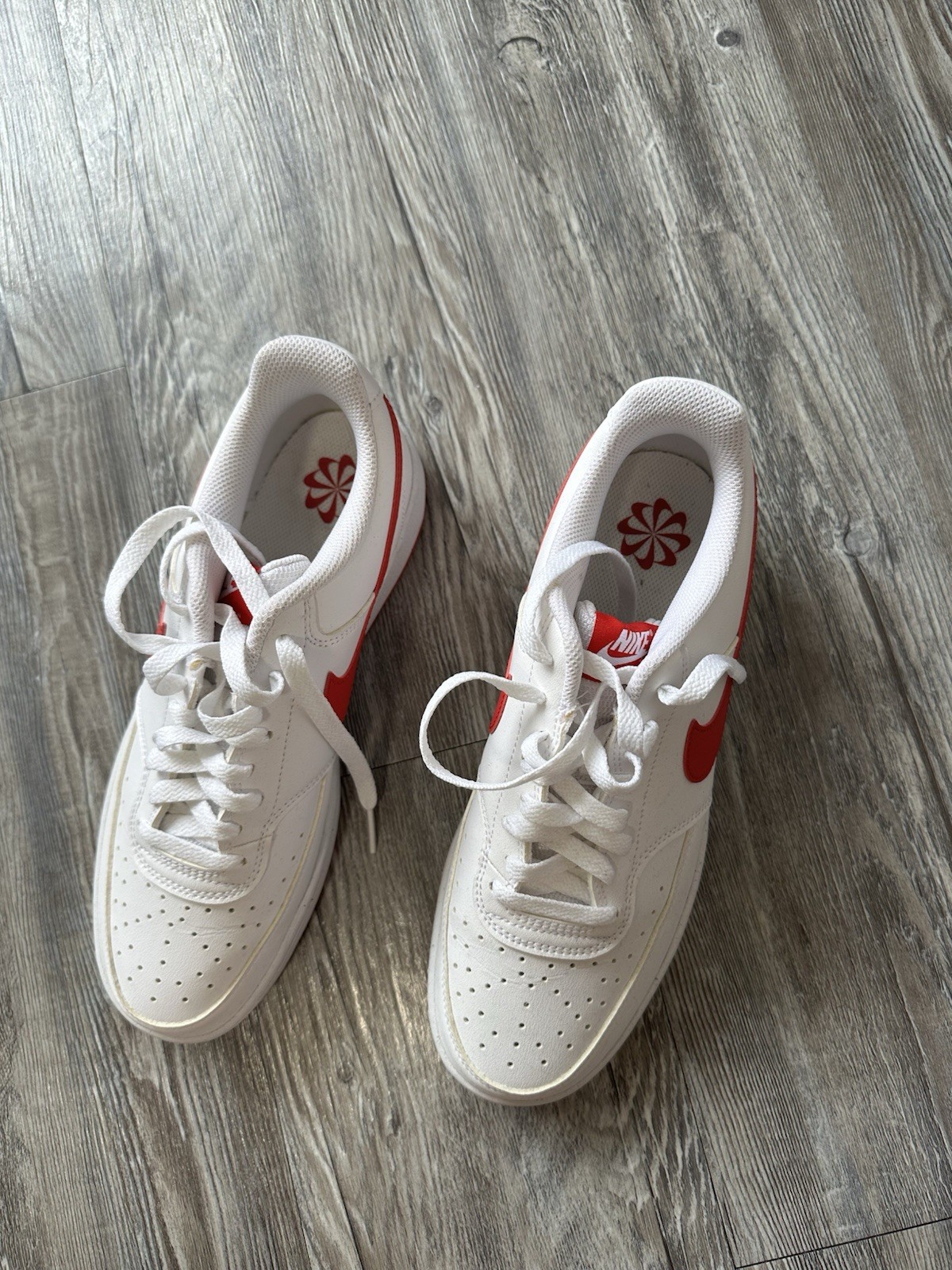Nike Men’s Court Vision Low Lace-Up Sneakers White/Red HF1744-101