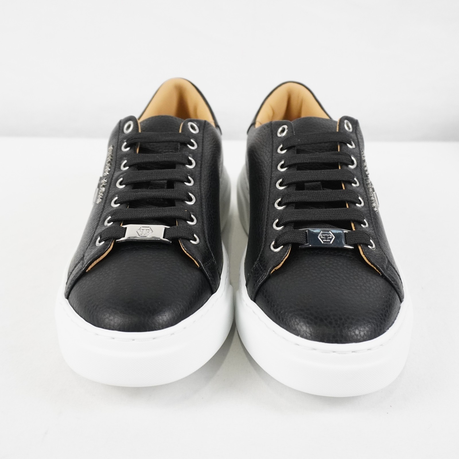 Philipp Plein Leather Lo-Top Sneakers Hexagon In Black/White – Men’s Size EU 43