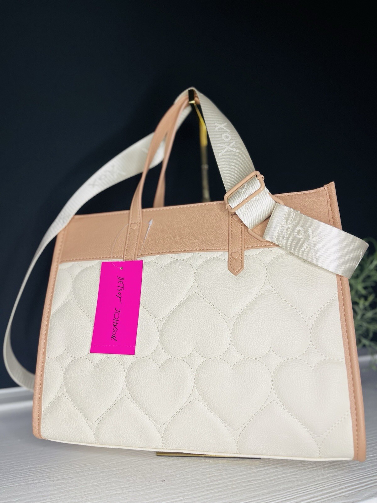 Betsey Johnson XOBECCA Quilted Heart Hand Bag