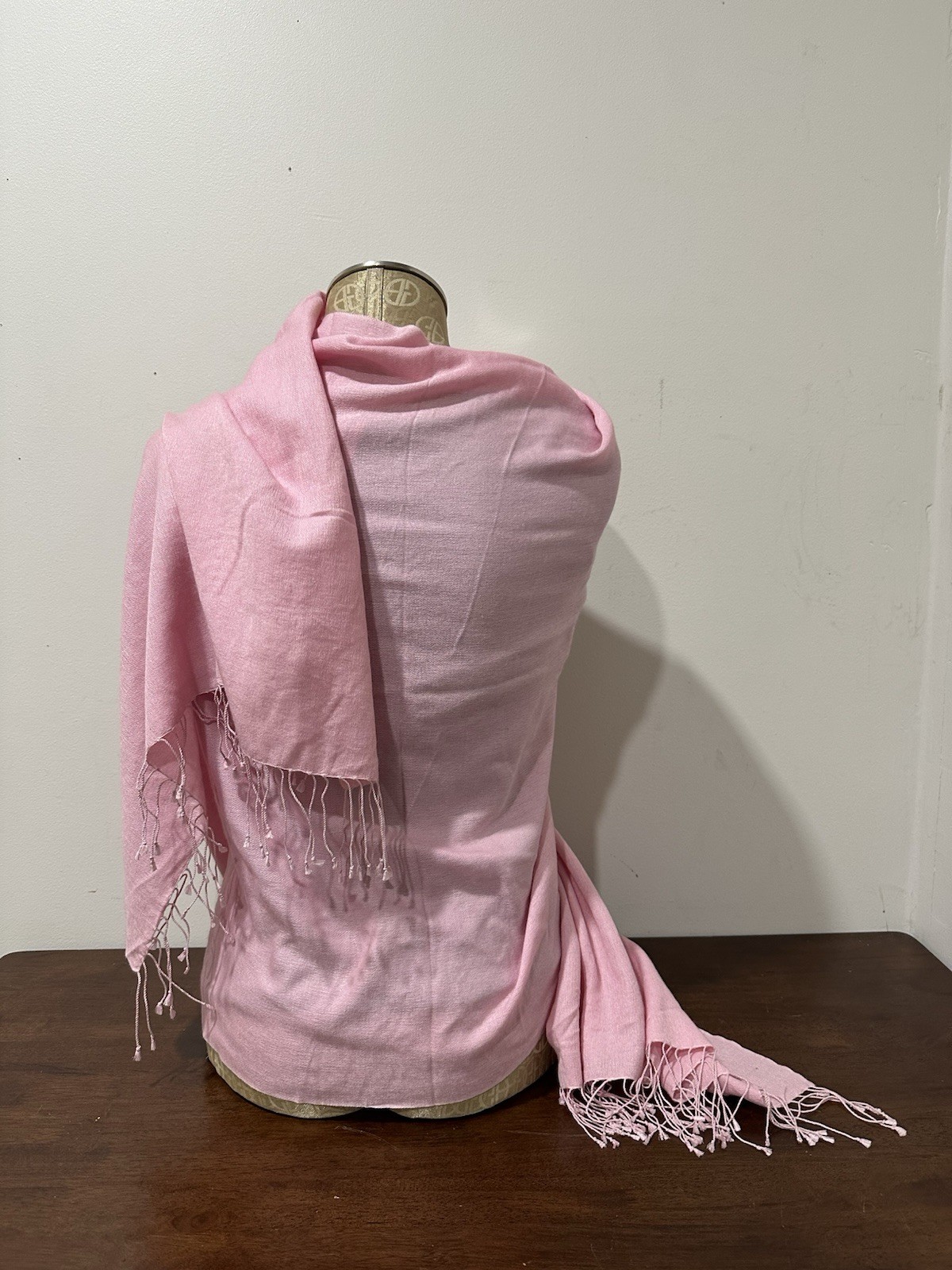 Pashmina silk pink shawl scarf handmade in Nepal with tassels 27″ X 76″