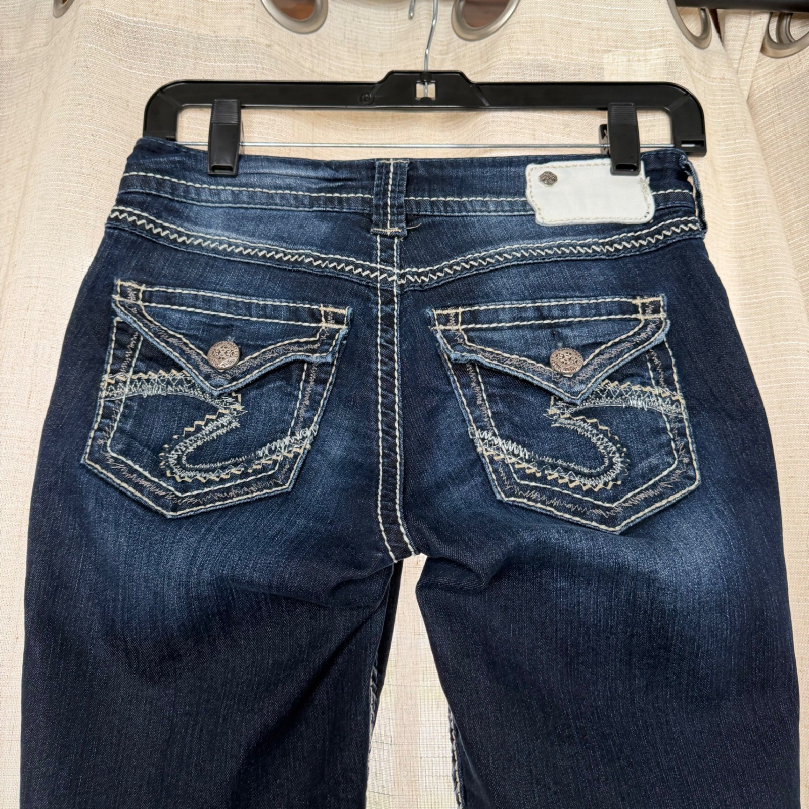 Silver Jeans Co Suki Flap Capri Dark Wash Contrast Stitch Stretch Womens Size 26