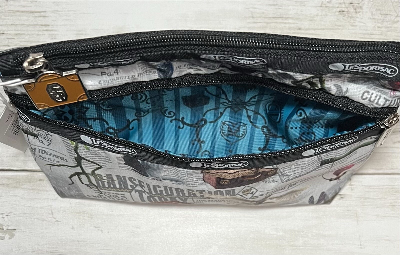 NWT LeSportsac Fantastic Beast Cosmetic Clutch 7105 G913 P1