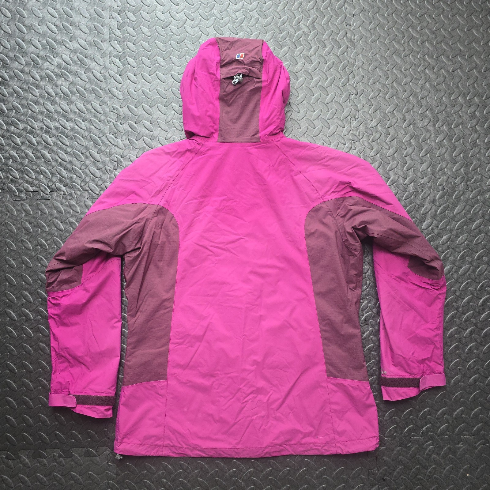 Berghaus AQ2 Waterproof Womens Jacket Lined Size UK 16 Outdoor Walking Hiking