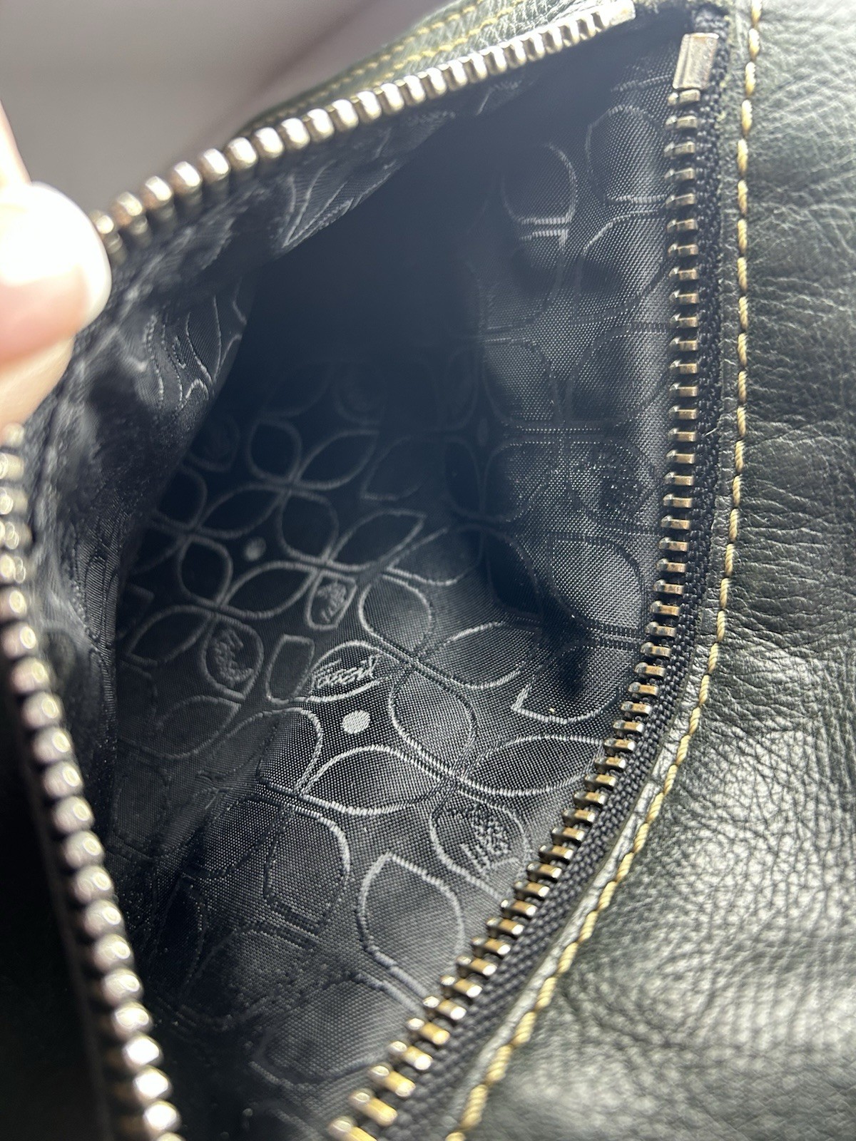 Fossil Crossbody Organizer Bag Black Leather VGUC Messenger Card slots