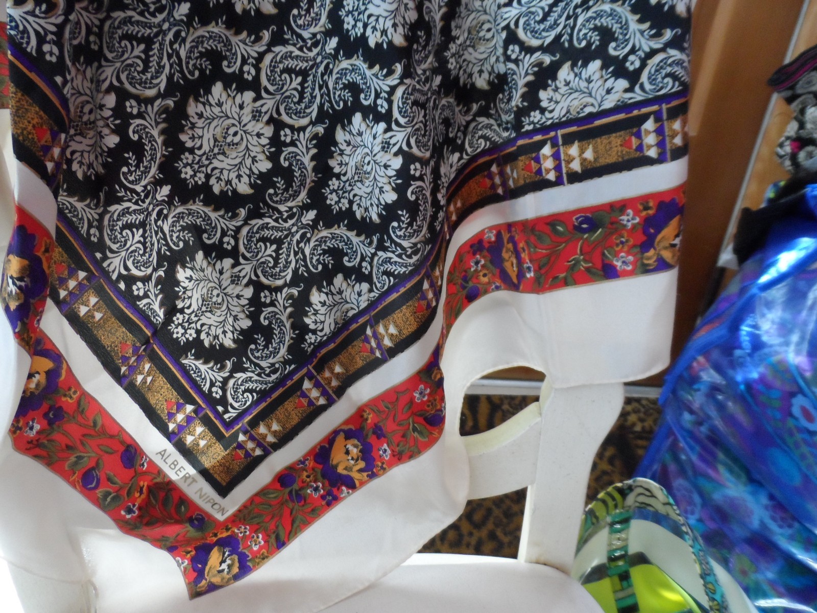 Ladies black and ivory multicolor vintage Albert Nipon silk scarf 35″ x 35.5″