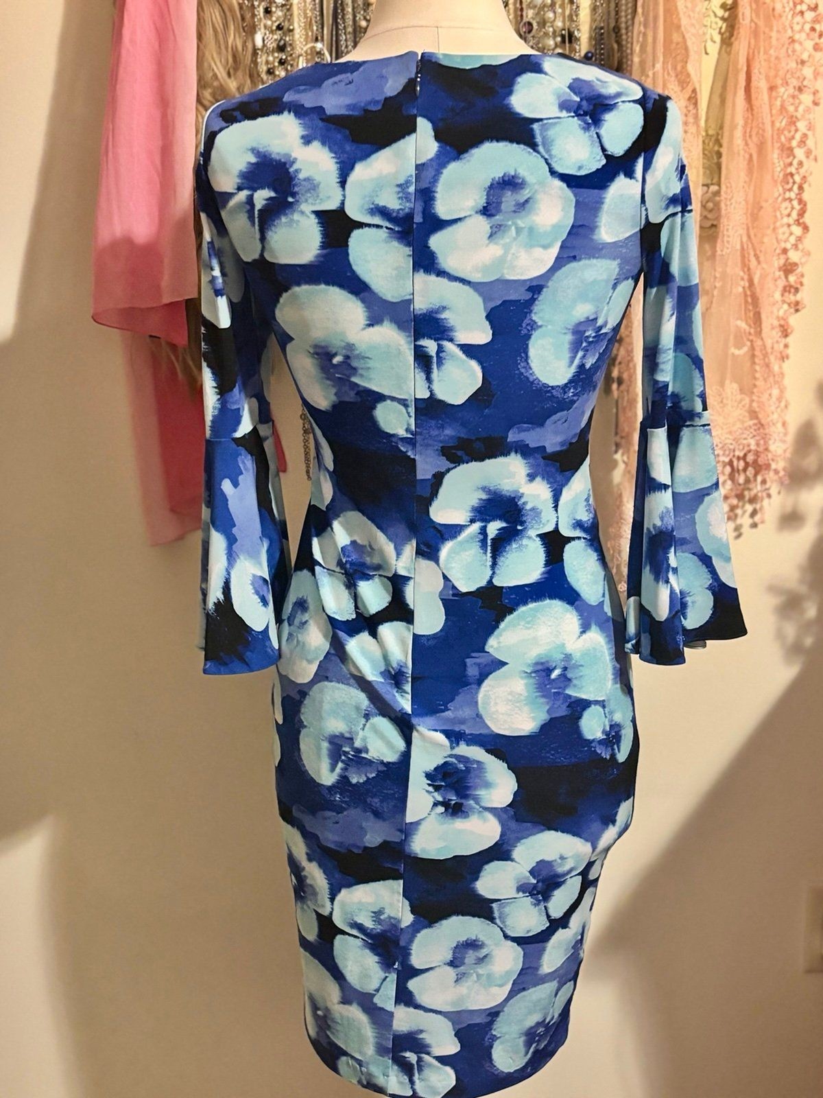 Calvin Klein Blue Watercolor Floral Bell Sleeve Sheath Dress – Size 2
