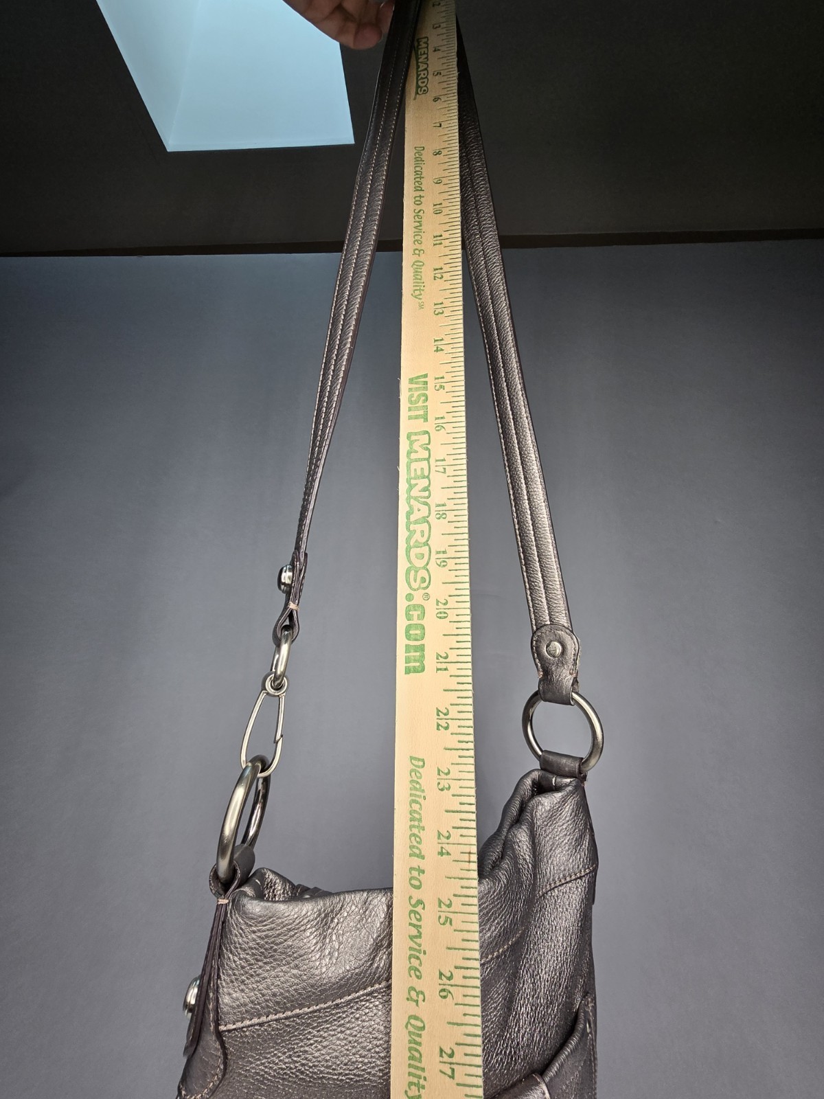 B. Makowsky Silver Pebbled Shoulder/Crossbody Bag Detachable Strap Charm Hobo