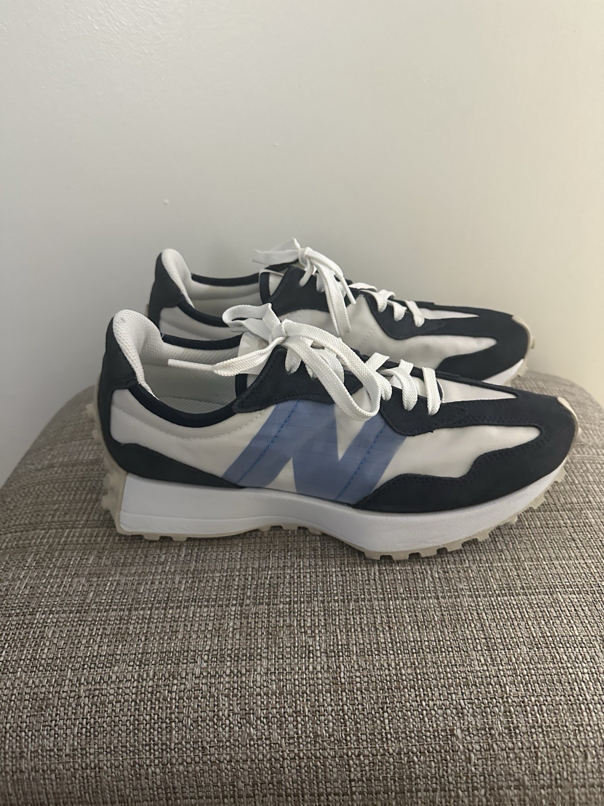 New Balance 327 “Natural Indigo” MS327SV Blue/White Low Top Lace-Up Suede