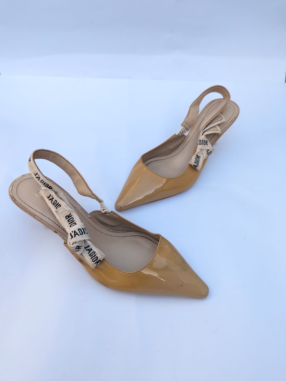 Christian Dior J’Adior Nude Patent Leather Slingback Pumps Kitten Heels Eu 37