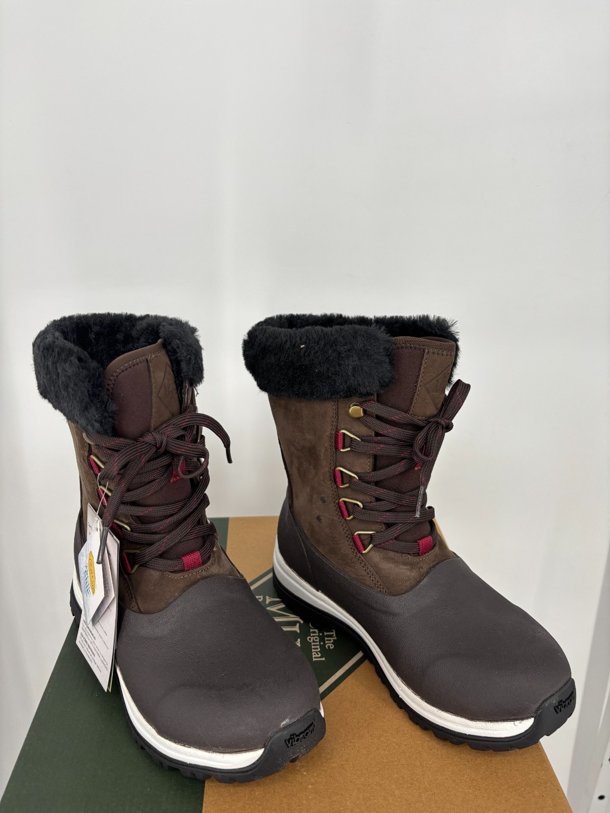 Arctic Apres Lace Mid AG Outdoor Winter Boot WALV-900 Womens 6 Brown Waterproof