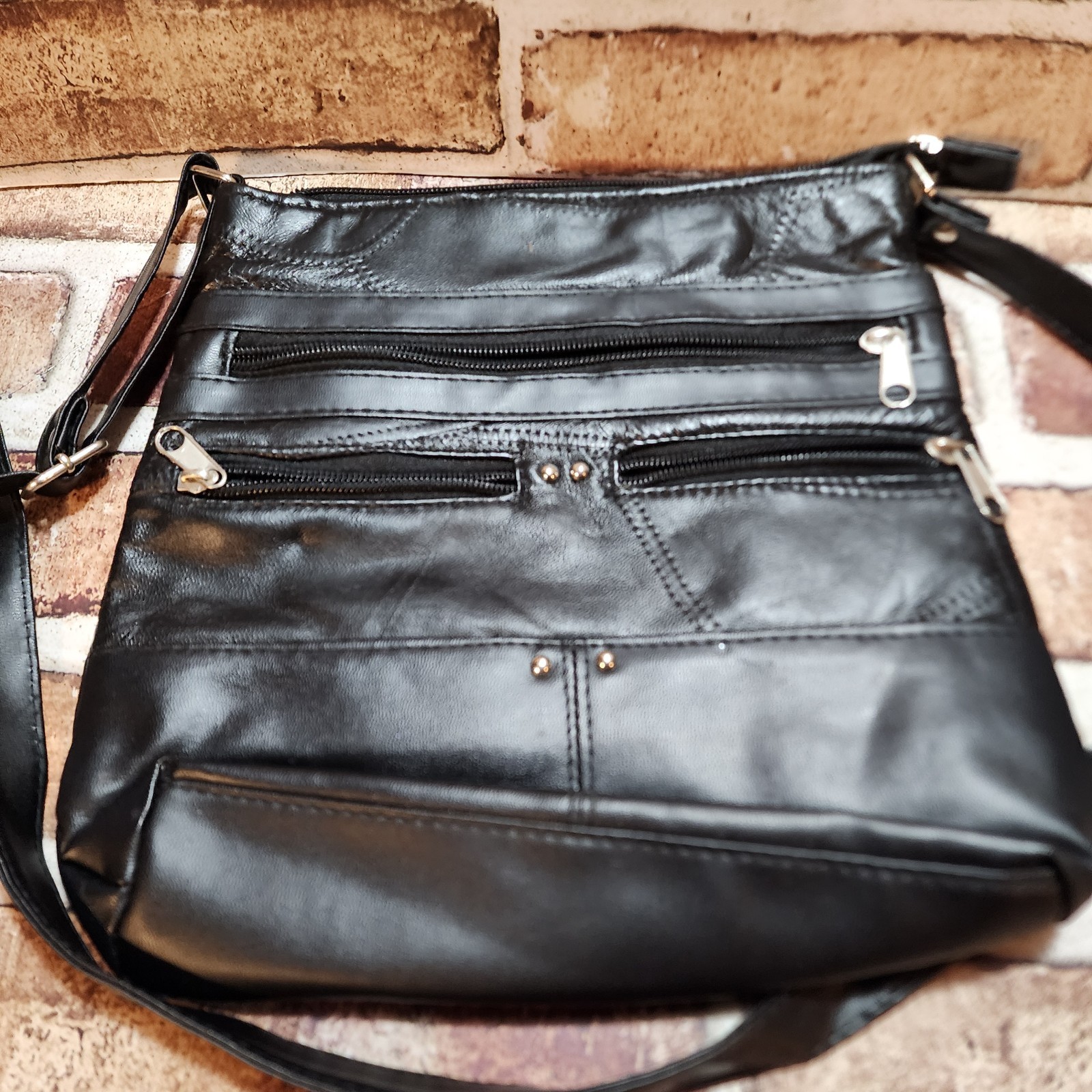 Lot Of 7 Womens Purses Various Materials Size And Colors All 1 Price Crossbody