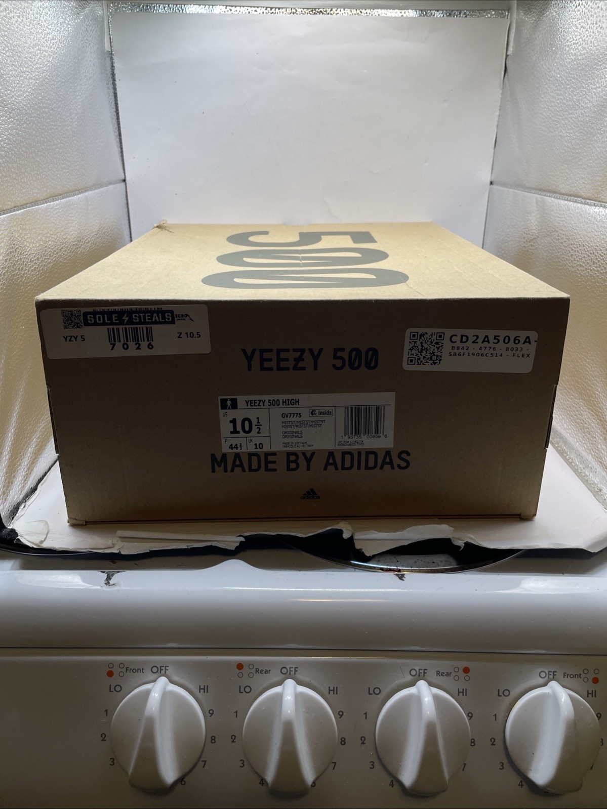 Size 10.5 – adidas Yeezy 500 High Mist Stone