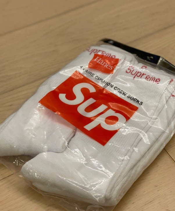 Supreme X Hanes Crew Socks – White, Pack of 4, Size 6-12