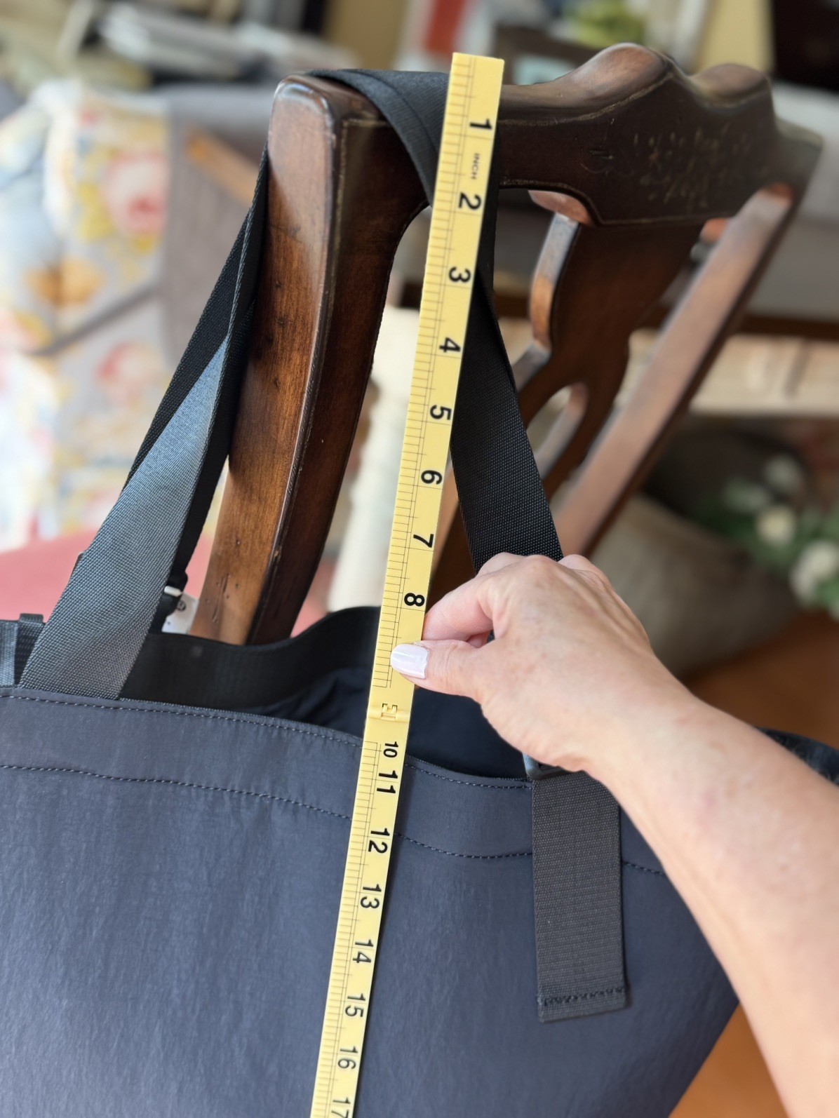 Lululemon Clean Lines Tote Bag Large Black Adjustable Strap Travel Gym NWT