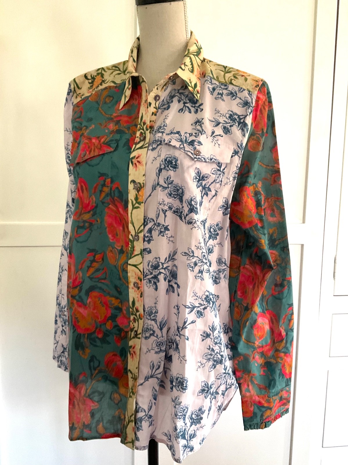 SUNDANCE MULTI PATTERN LIGHTWEIGHT BLOUSE TOP L/S VERY NICE! L 12/14