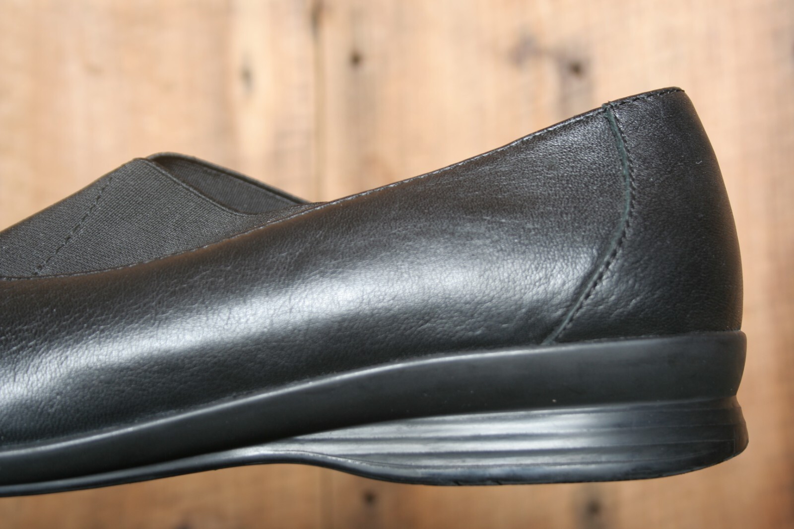 DANSKO ‘Ann’ Black Leather & Elastic Gore Loafers EUR 37 | US 6.5-7 (Defect)
