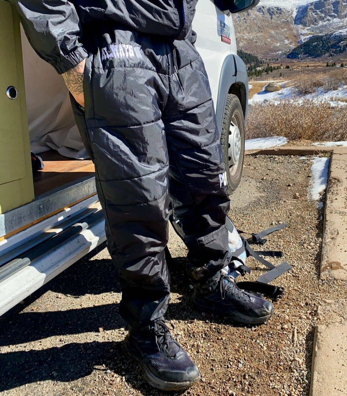Down Puffy Pants | PUFF TEC | Outdoor, winter, ski, hiking, streetwear, gorpcore