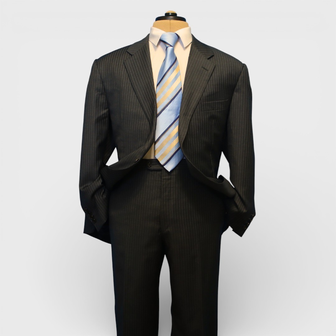 Bespoke Hickey Freeman 2 Piece Suit 46S Gray Pinstripe Surgeon Cuff Dual Vent