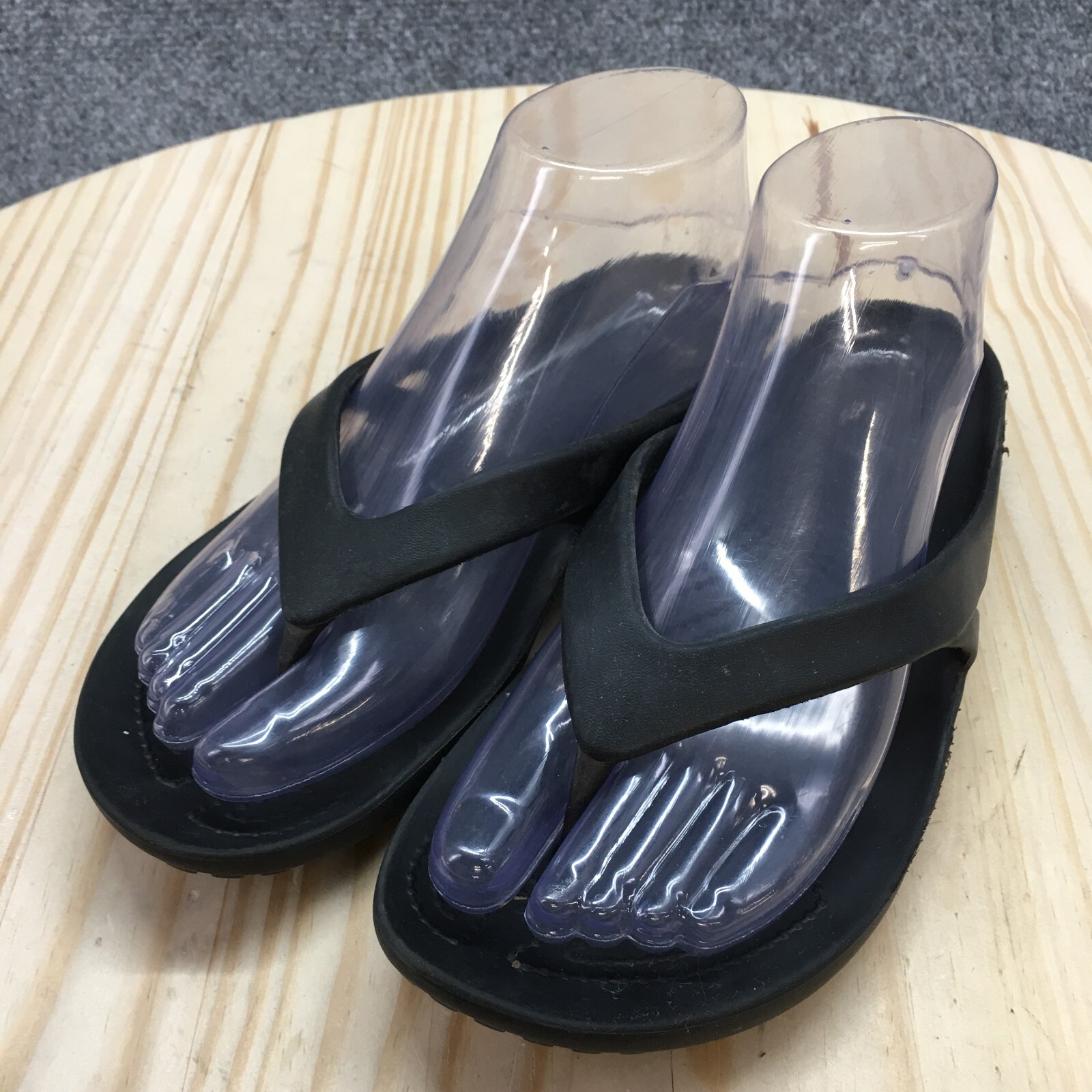 Crocs Sandals Womens 7 Kadee II Flip Flop Black Slip On Casual Comfort Toe Post