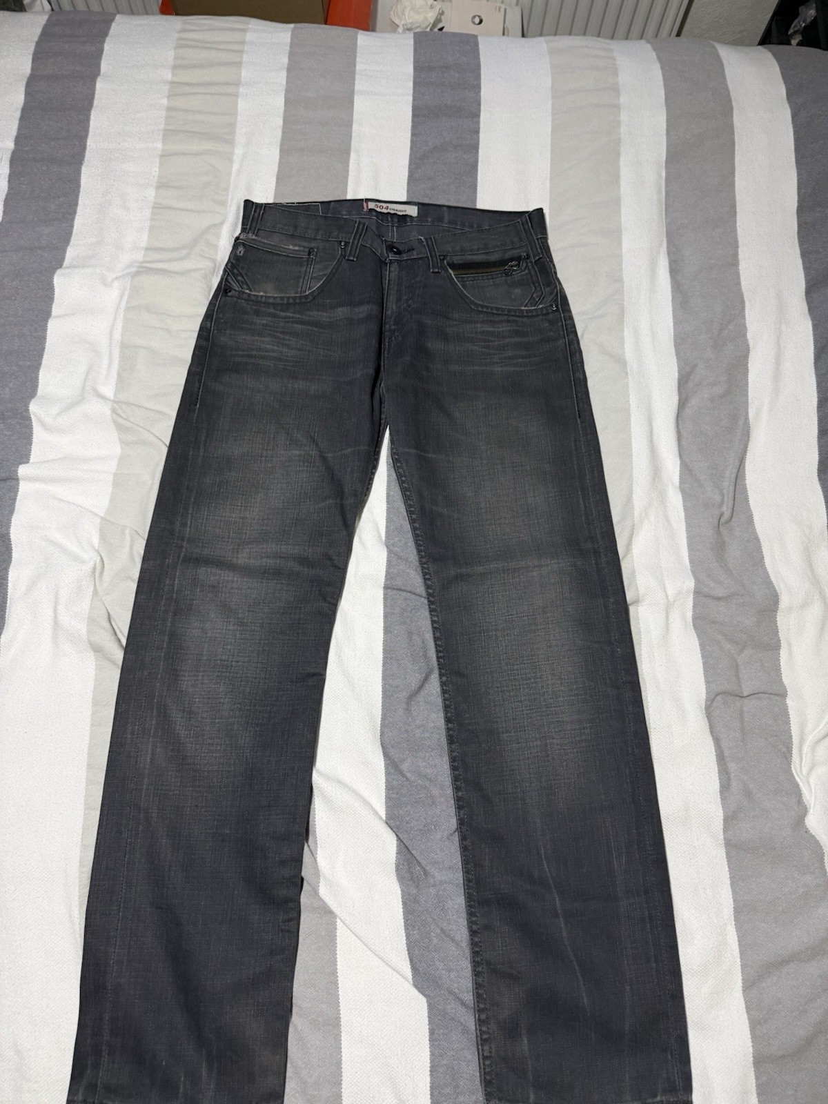 Vintage Levi’s 504 Regular Straight Fit Jeans Faded Black Grey 32×32