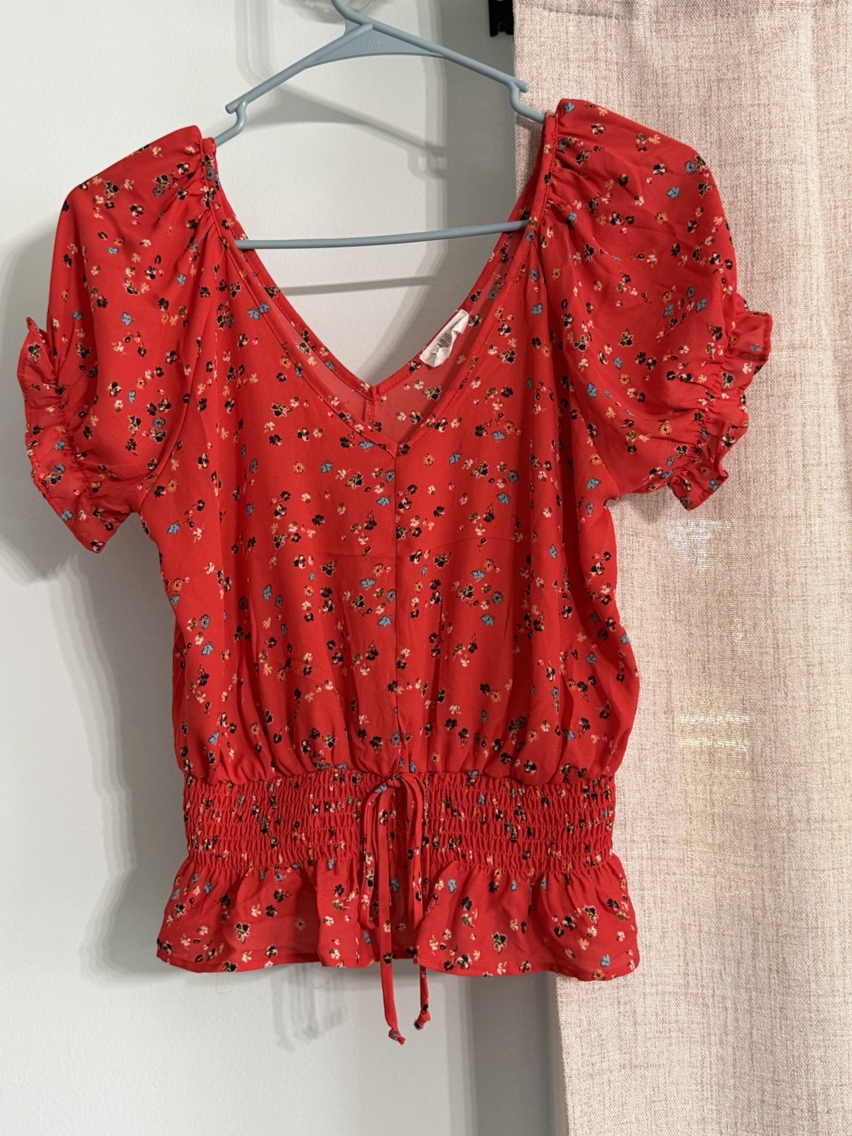 Sienna Sky Boho Crop Ruched Bottom Short Sleeve Floral Peasant Top Size XS NWT