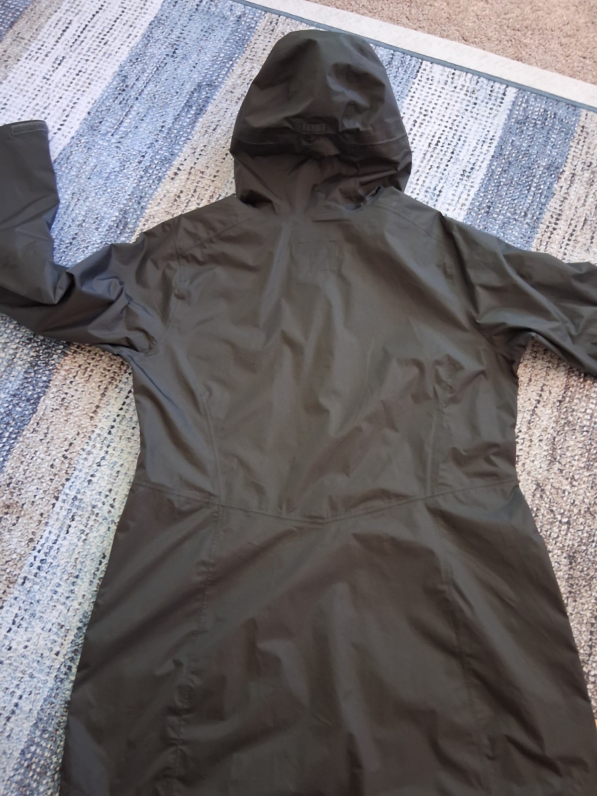 Mountain Hardwear Black Rain Jacket Hooded Nylon Full-Zip Women’s Size XL